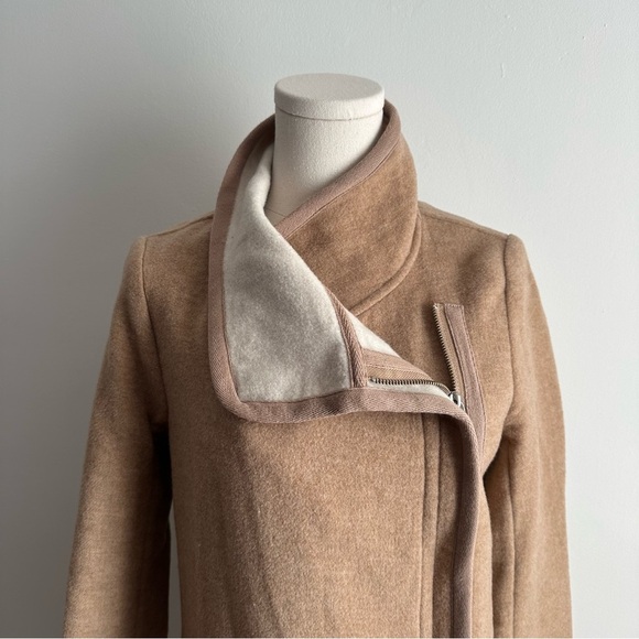 Aritzia Babaton Atelier Cormac Coat 96% Wool Tan Colour Size Extra Small - Picture 14 of 16